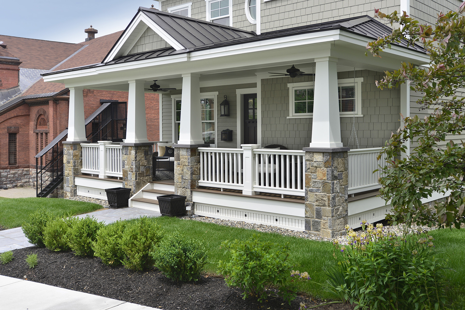 Stone Pilers with greens