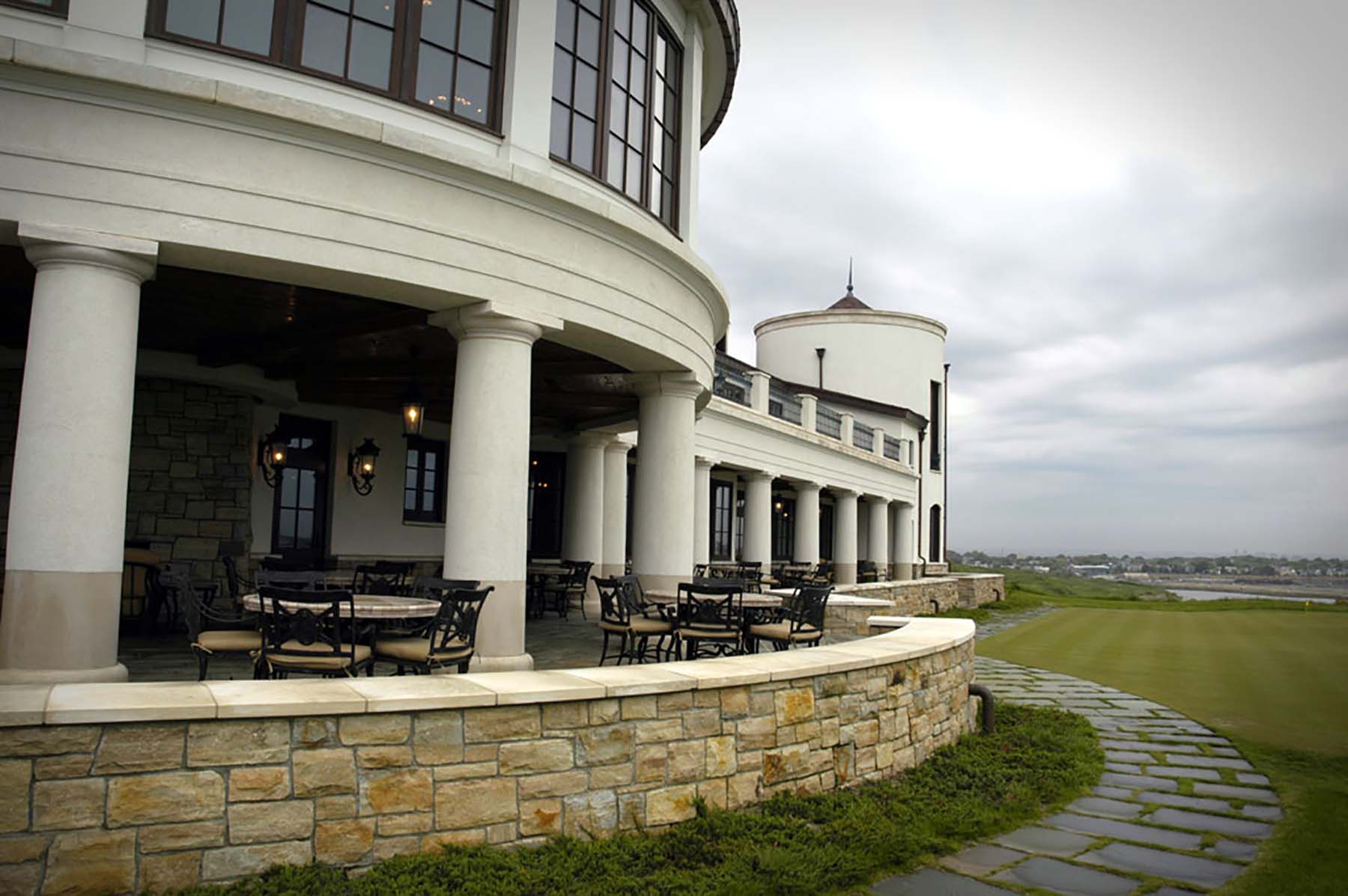 South Bay Quartzite natural stone wall outside building