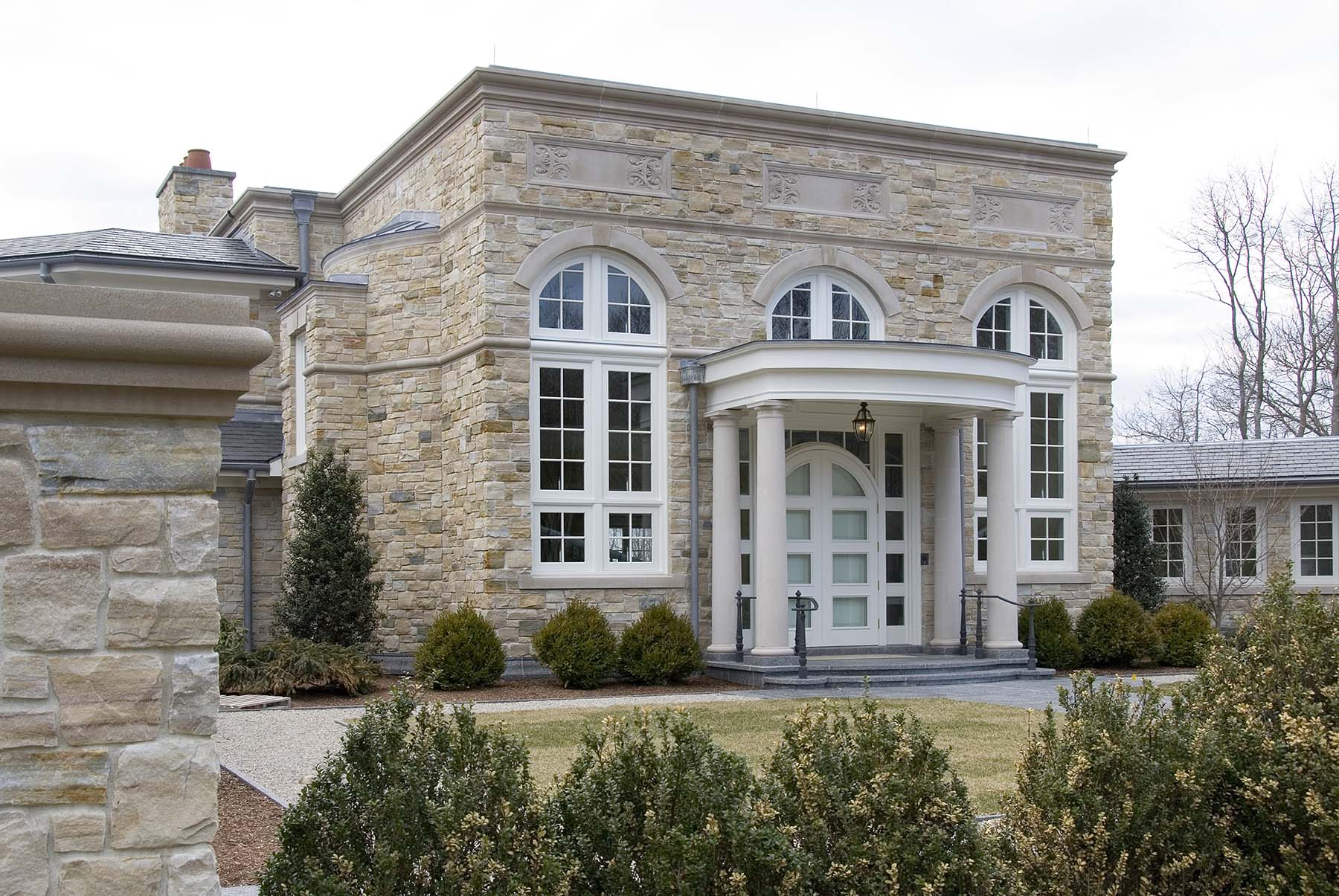 Building with South Bay Quartzite natural building stone exterior