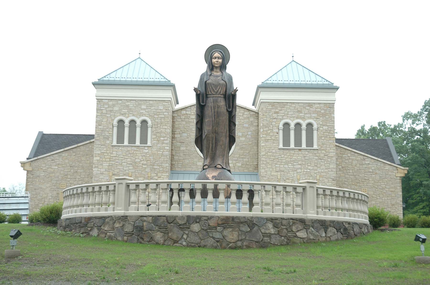 Church with South Bay Quartzite natural building stone exterior