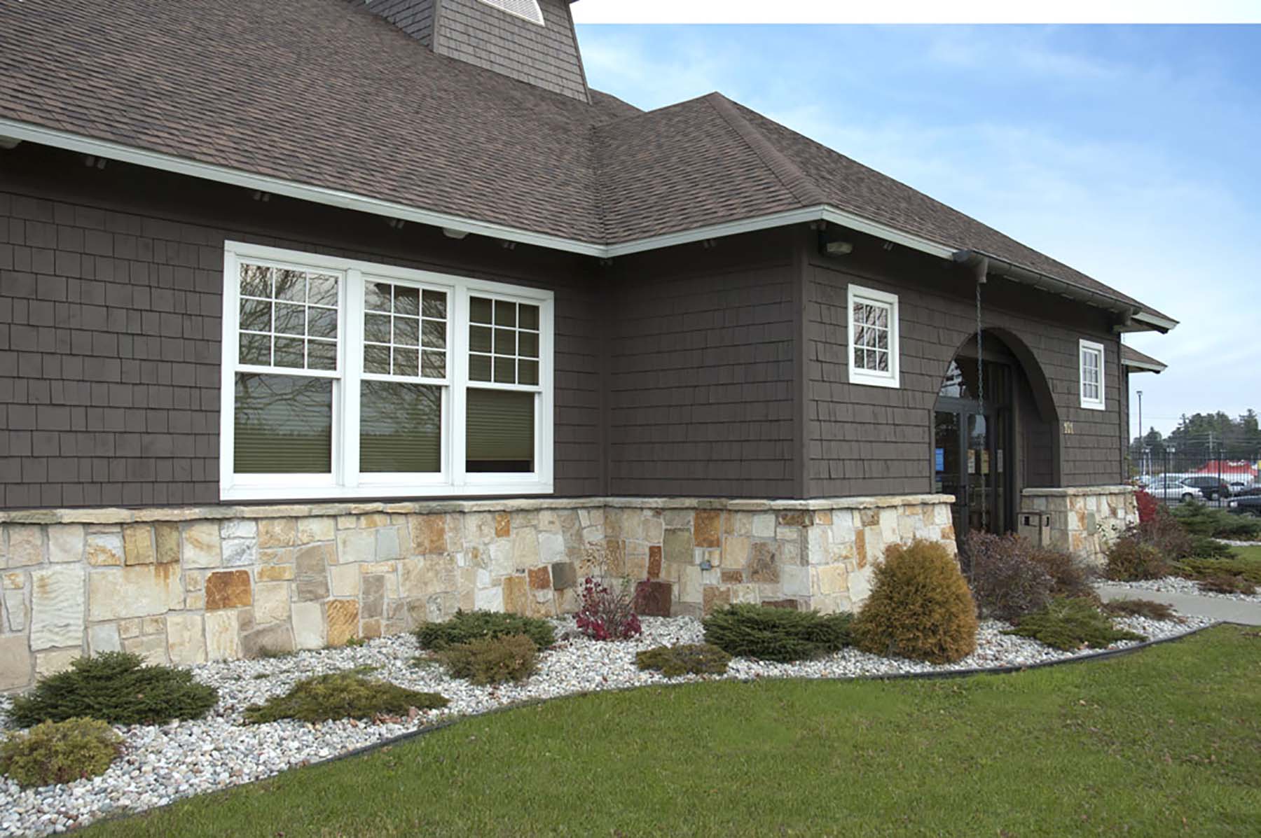 Residential Home with half South Bay Quartzite natural building stone exterior