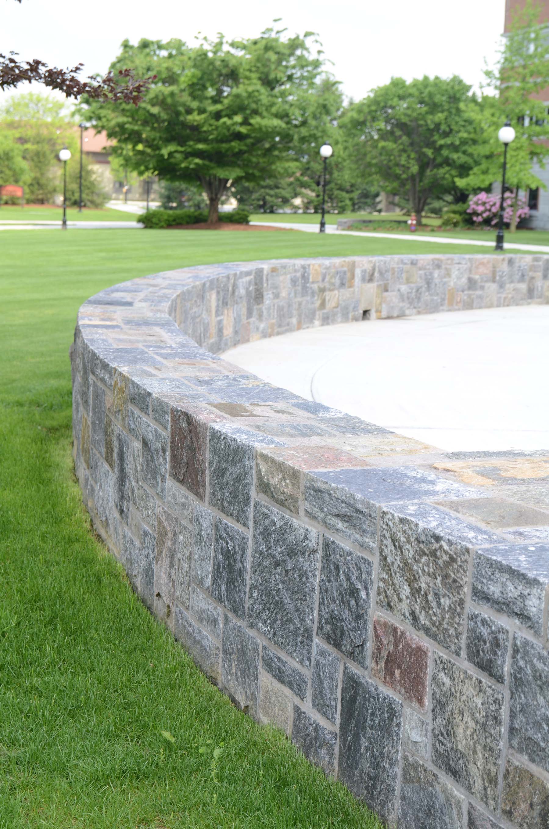 Ticonderoga granite natural stone wall in park